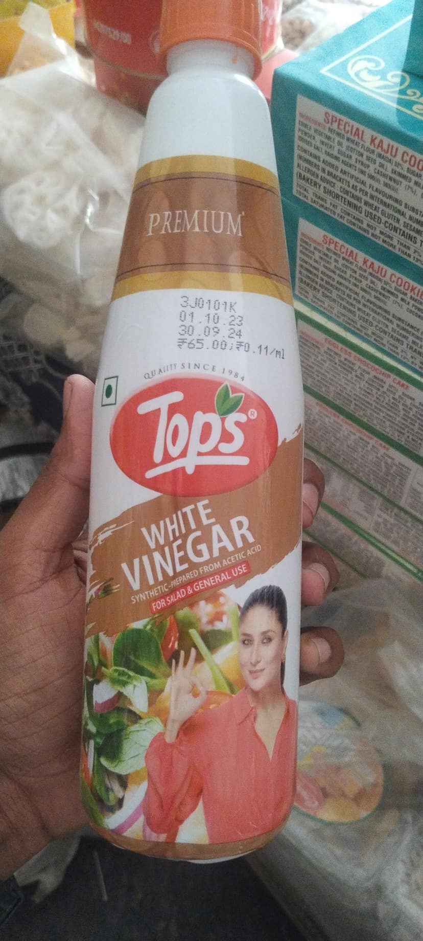 Tops white vinger