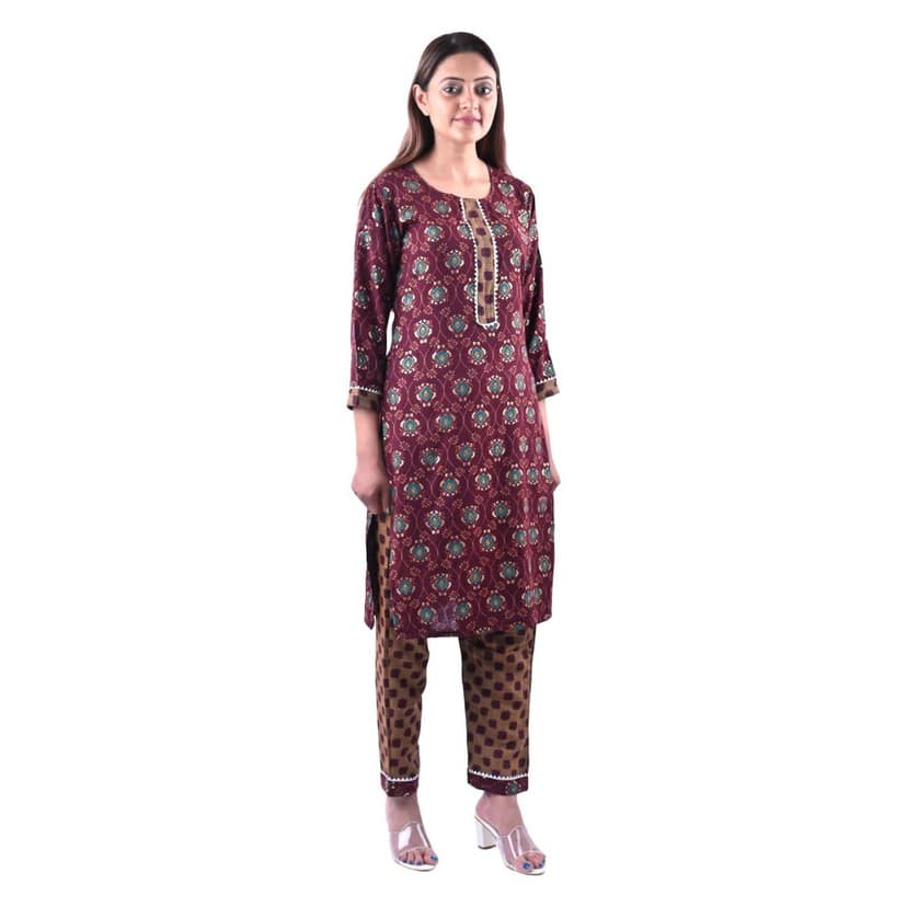 Women's Rayon Cotton Mix Fabric Block Printing and Zari Work Kurti Pant Set Color Maroon view 3