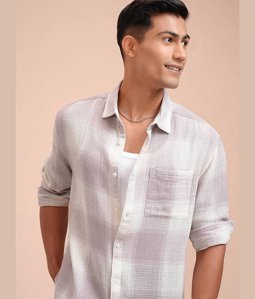 Locomotive 100% Cotton Relaxed Fit Checks Full Sleeves Men's Casual Shirt - Mauve ( Pack of 1 )