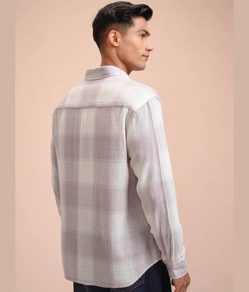 Locomotive 100% Cotton Relaxed Fit Checks Full Sleeves Men's Casual Shirt - Mauve ( Pack of 1 ) view 3