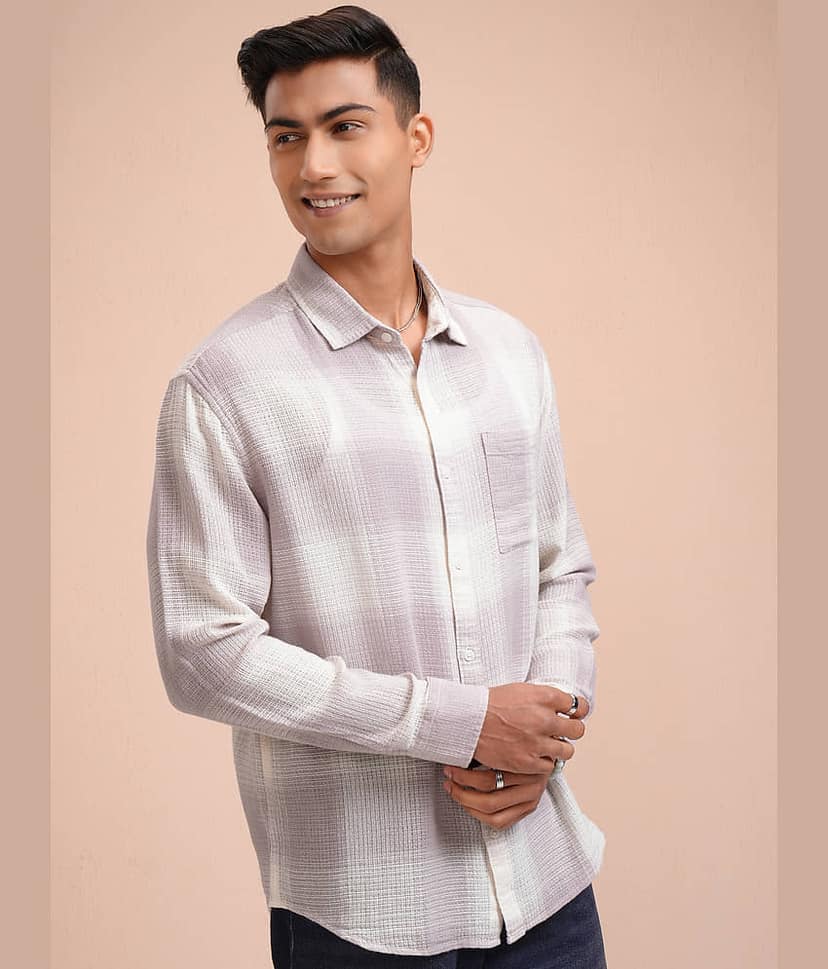 Locomotive 100% Cotton Relaxed Fit Checks Full Sleeves Men's Casual Shirt - Mauve ( Pack of 1 ) view 6