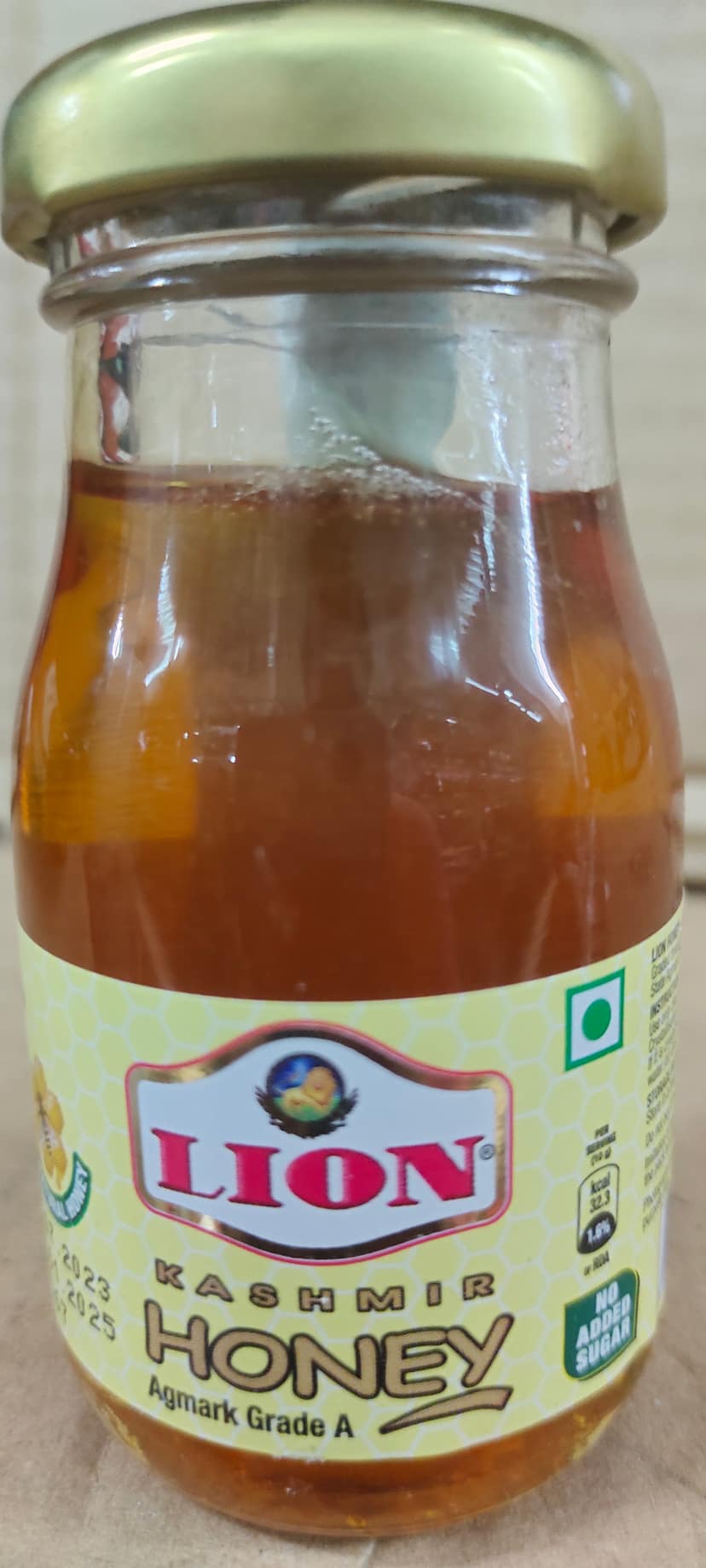 Lion kashmir honey bottle