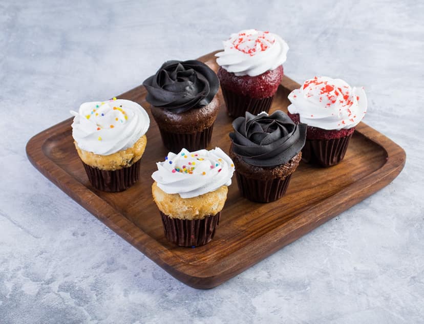 Assorted classic cupcakes - pack of 6
