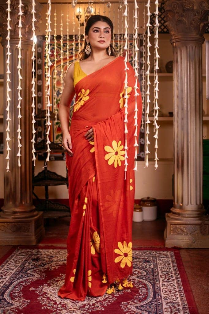 Mastaani ~ Pure Mul Cotton Handloom Saree with Beautiful Floral Handpaint ~ Red view 3