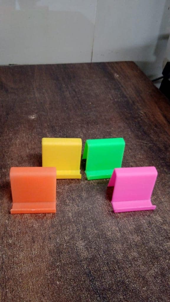 Durable Plastic Mobile Phone Stand with Angled Support (1 Pc / Mix Color) view 7