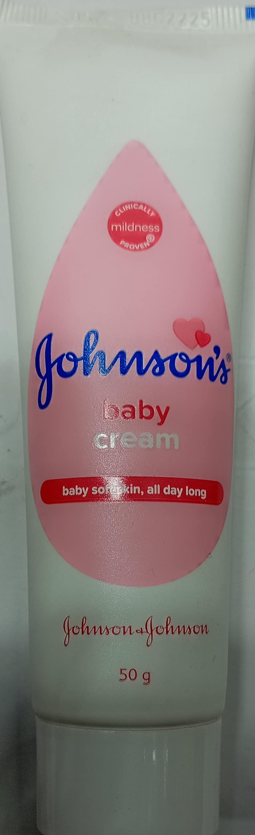 Johnson baby cream baby soft skin all day long 50 g