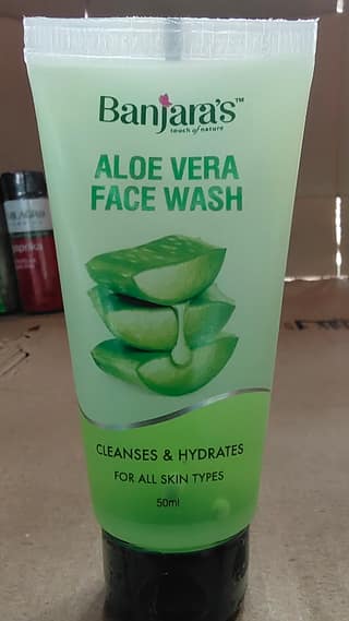 Banjaras aloe vera face wash