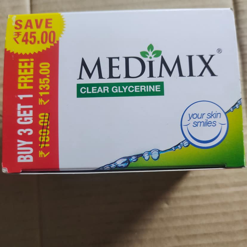 Medimix Clear Glycerine Lakshadi Oil & Aloe Vera Soap Bar, 100 g Pack of 4