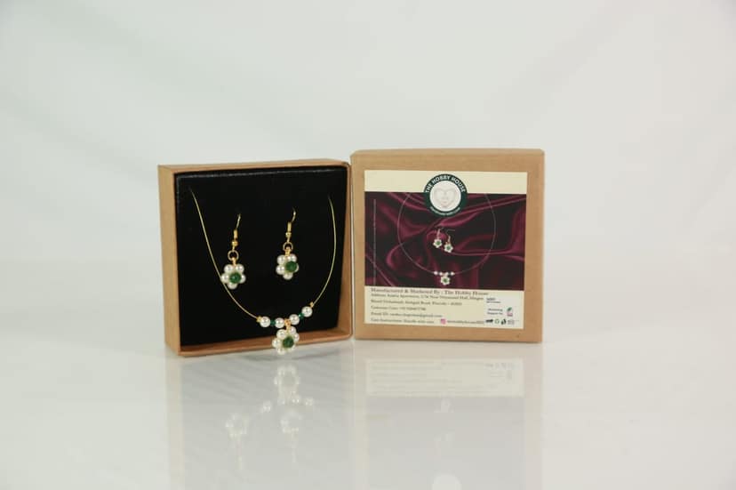 Invisible Necklace view 4