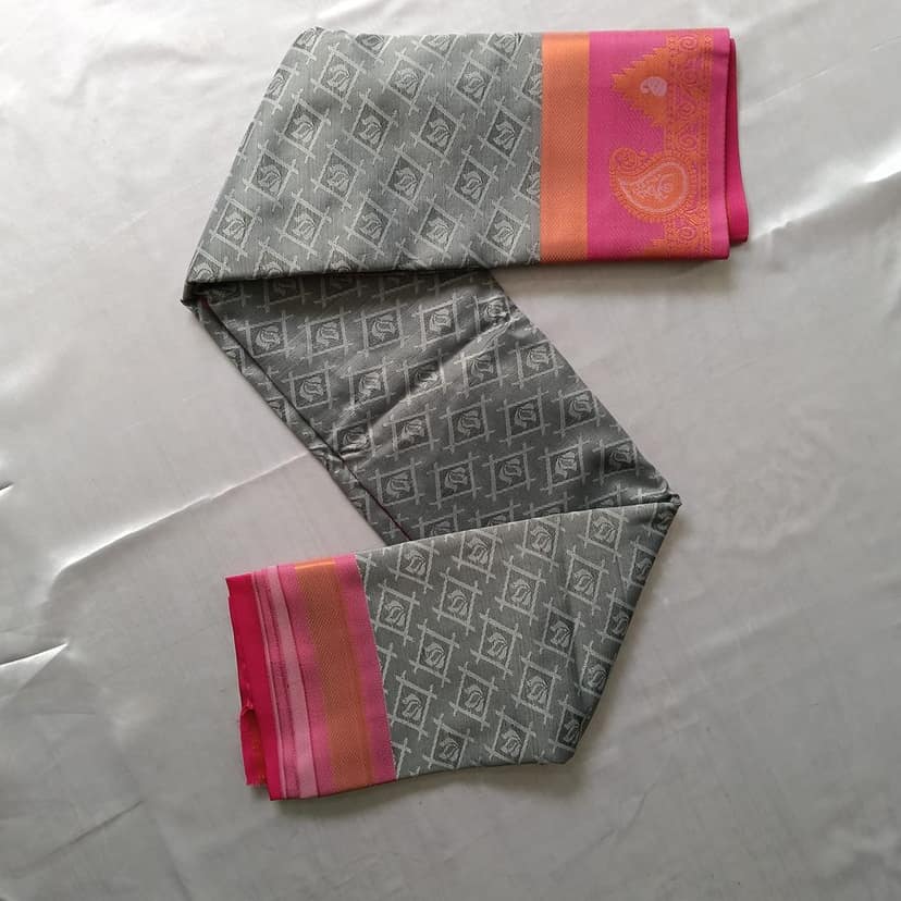Poonthamil Silk Cotton Saree with Blouse view 3