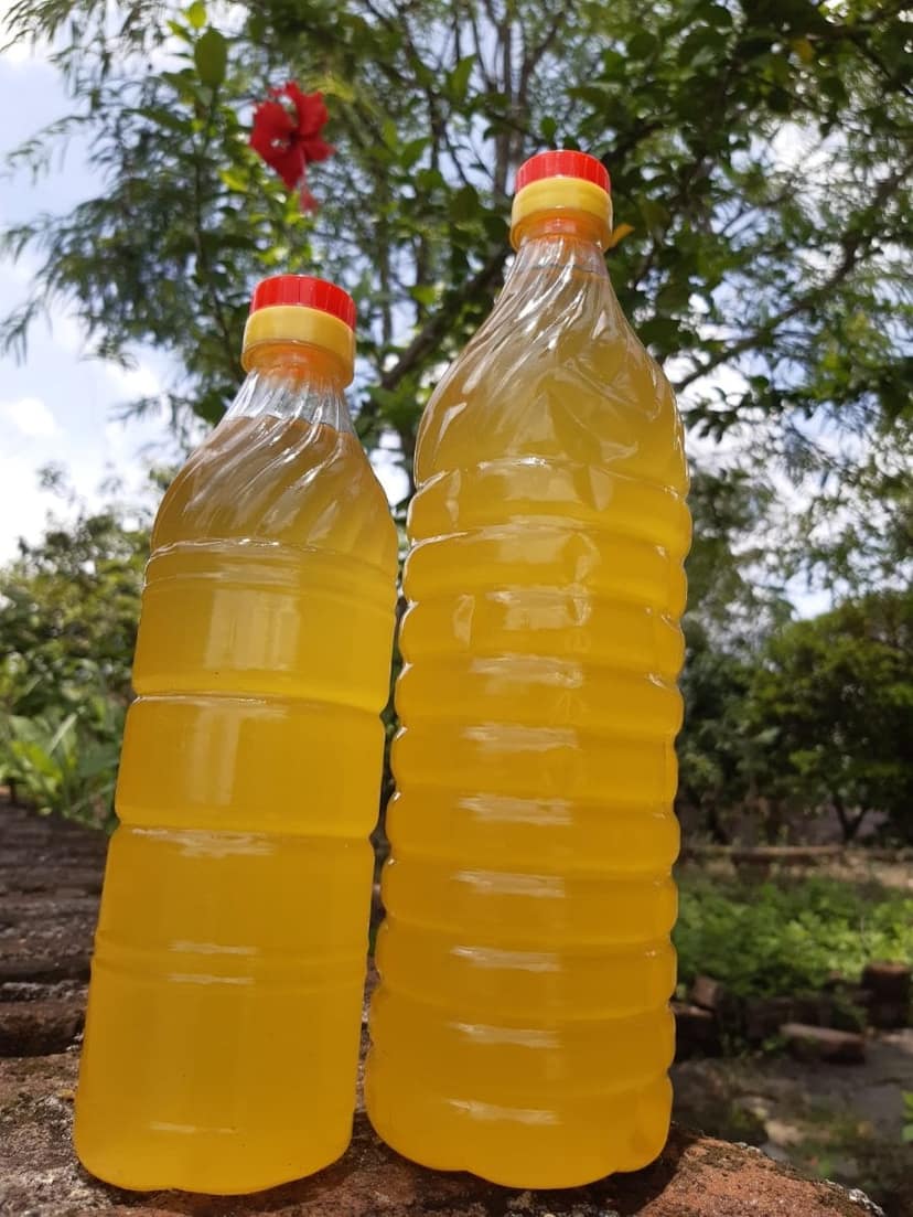 Cold Pressed Groundnut Oil (1 Litre) | Pure & Natural | Everyday Cooking view 2