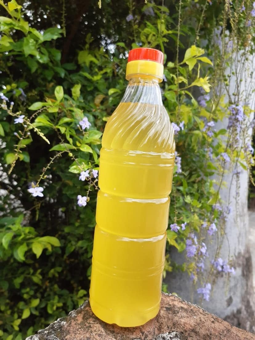 Cold Pressed Groundnut Oil (1 Litre) | Pure & Natural | Everyday Cooking view 3