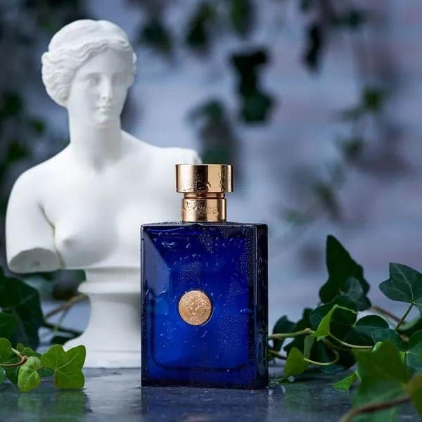 Versace Pour Homme Dylan Blue Eau De Toilette for Men – 100ml | Fresh & Intense Masculine Fragrance view 3