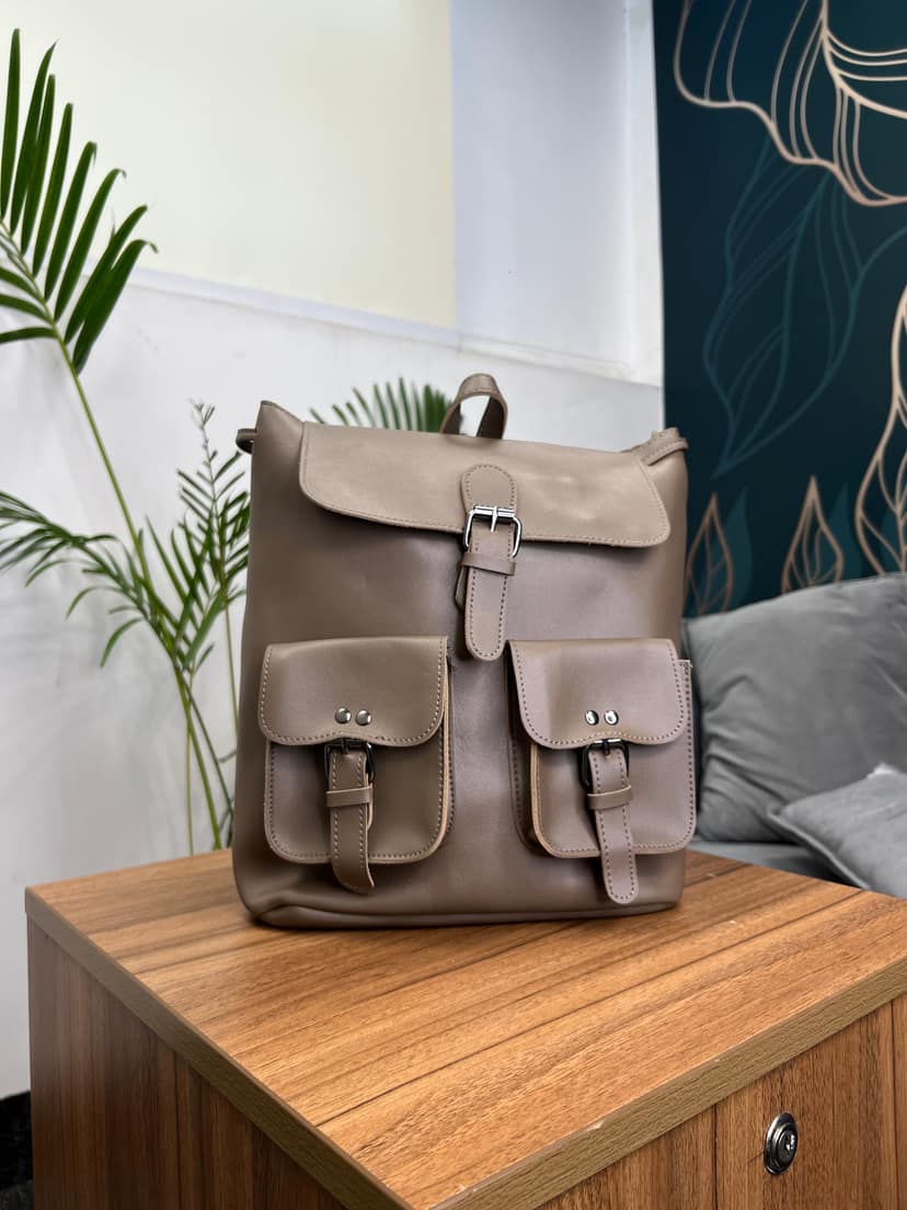 Hegan Luxe / Brown
