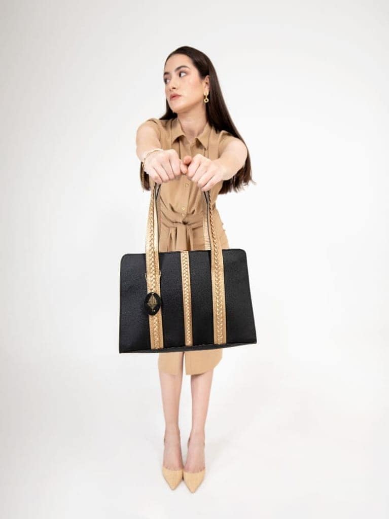 Gaia - Black & Gold view 8
