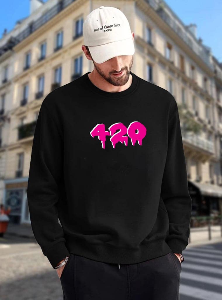 SCOTT FINCHER Men's Trippy Alien Sweatshirt, Weed Smoking UFO Graphic Stoner Sweatshirt, Black Trippy Sweatshirt : AA(RSSWT)BLACK_147 view 4