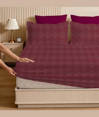Apala Microfibre 1 King Fitted Bedsheet with 2 Pillow Covers ( 198 cm x 182 cm ) , Maroon