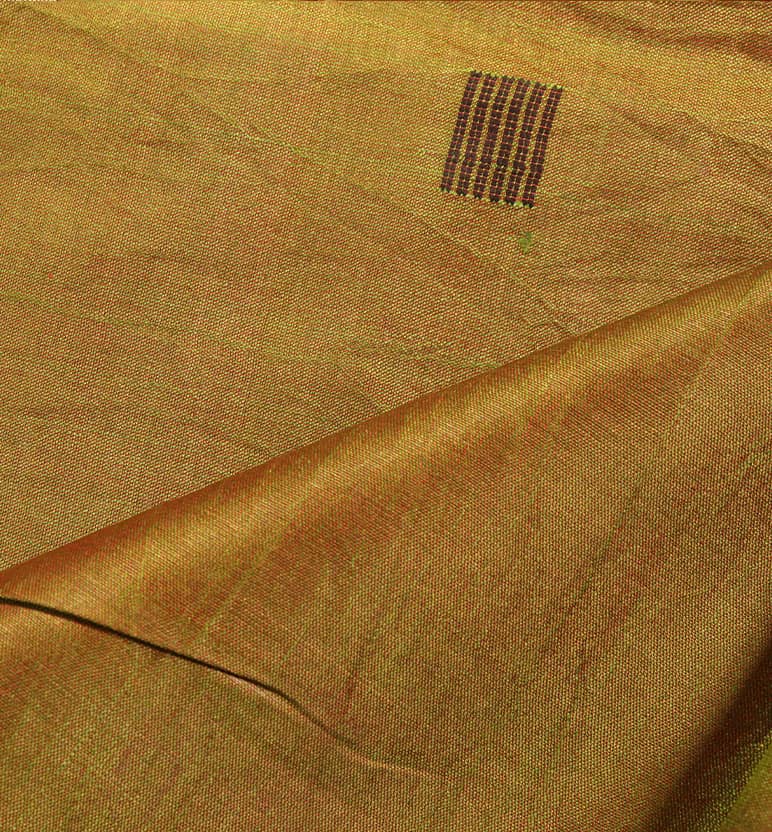 Traditional Handloom Maheshwari Silk-Blend Saree view 6