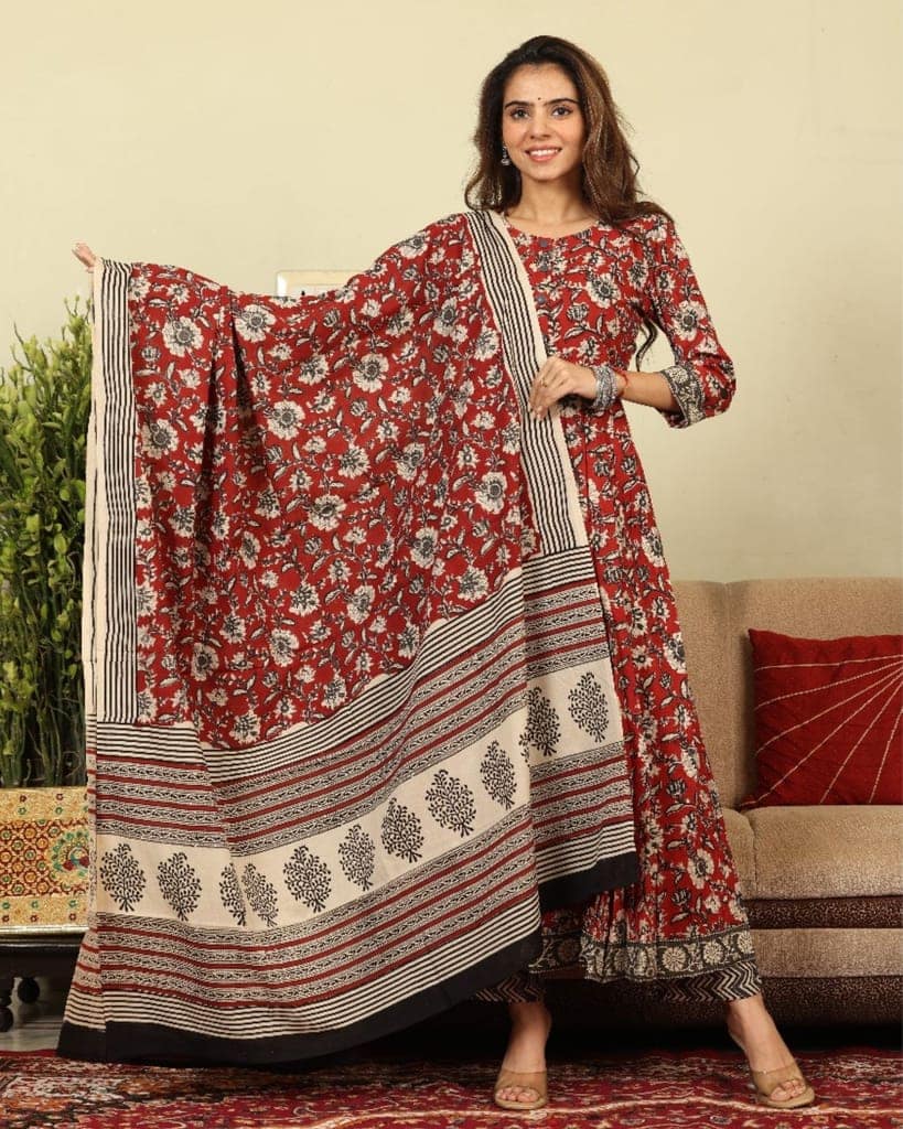 Anarakali Kurti Set Red Color Bagru Handblock print with Mulmul Dupatta-2815 view 5