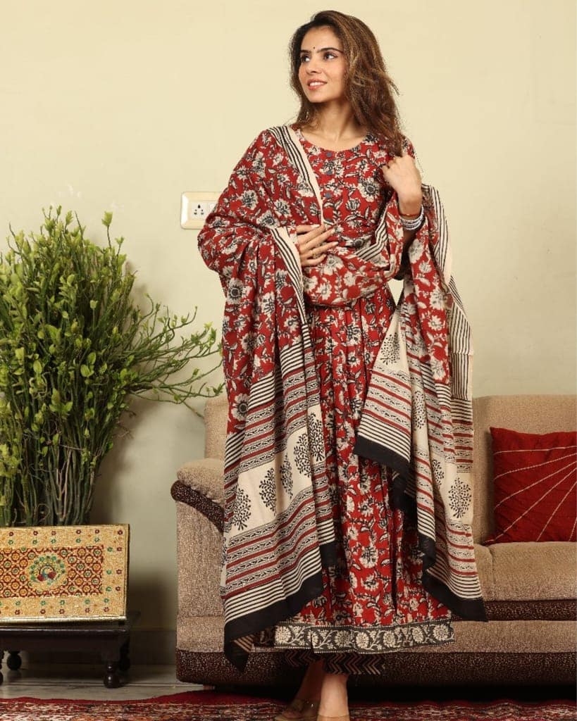 Anarakali Kurti Set Red Color Bagru Handblock print with Mulmul Dupatta-2815 view 6