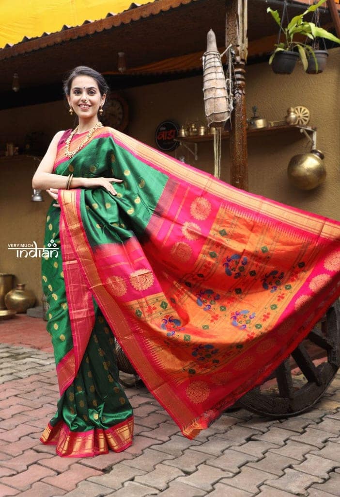 Bestseller Utsaav ~ Authentic Handloom Pure Silk Maharani Paithani - Beautiful Forest Green with Pink Border (Available in Designer Mango Buttis and one side big border) view 2
