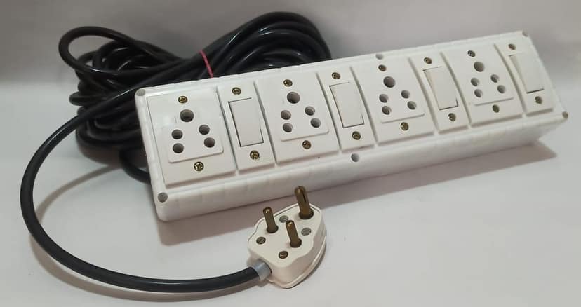 6A 4 Sockets (5 Pin Socket) & 4 Switch (Straight) Extension Box with 6A Plug & 25m Wire view 4