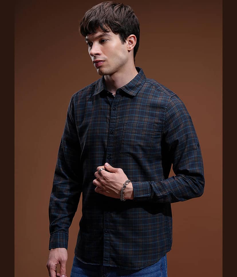 Highlander 100% Cotton Slim Fit Checks Full Sleeves Men's Casual Shirt - Multicolor ( Pack of 1 ) view 4