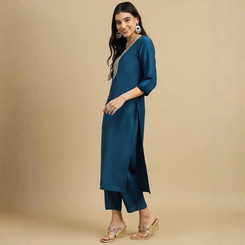 Elegant Teal Blue Embroidered Kurta Pant Set with Chanderi Digital Dupatta for Women view 3