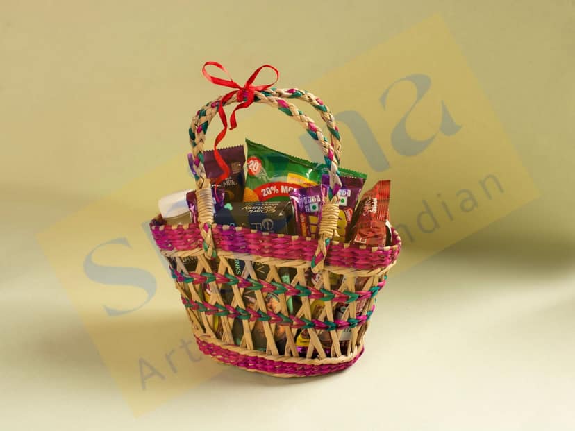 Srjana Colorful Kauna Grass Handheld Basket
