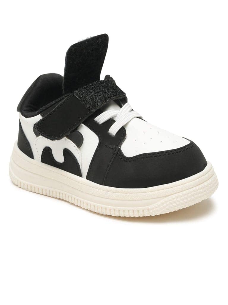 Panda Comfortable & Lightweight All-Season Sneakers – Black (Unisex) view 4
