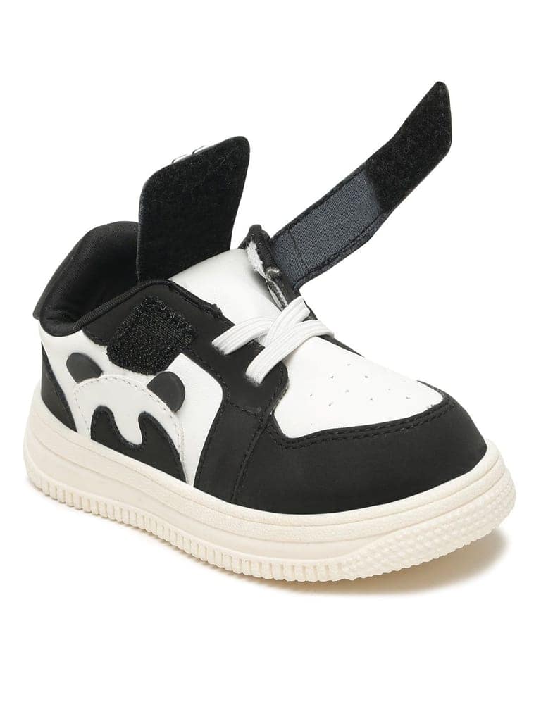 Panda Comfortable & Lightweight All-Season Sneakers – Black (Unisex) view 5