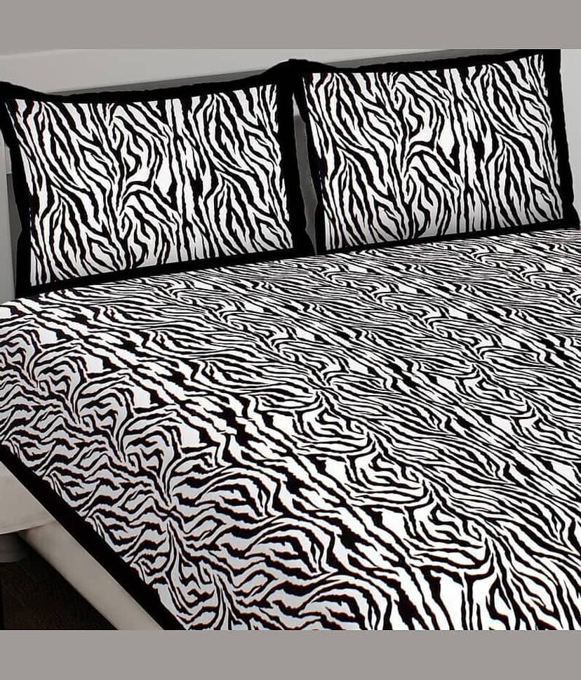 CLOTHORO Cotton 1 Double King Bedsheet with 2 Pillow Covers ( Black ) view 2