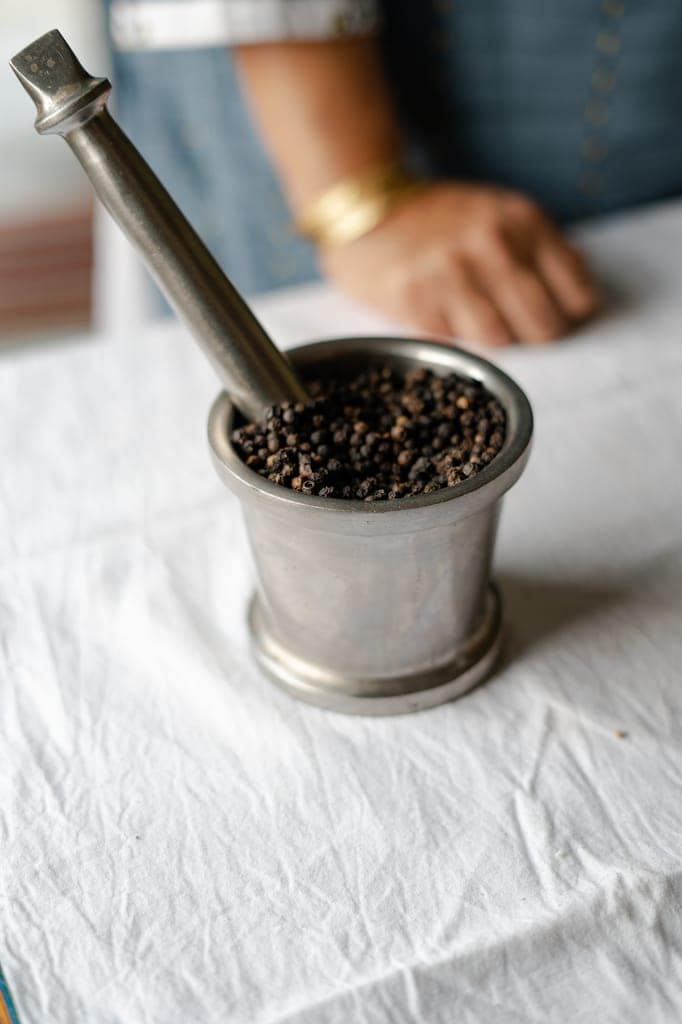 Ajji's Magic 100% Natural Black Pepper/ Kali MIrch/ Nalla Miriyalu Bold view 3