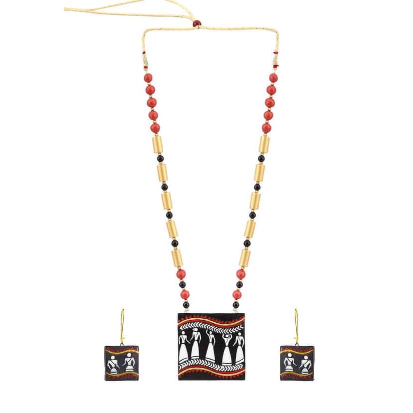 Le bijouxistic EKAM EK TERRACOTTA NECKLACE SET WITH EARRINGS IN WARLI DESIGN WITH BLACK BACKGROUND FOR WOMEN AND GIRLS FOR CASUAL AND FORMAL OCCASION
