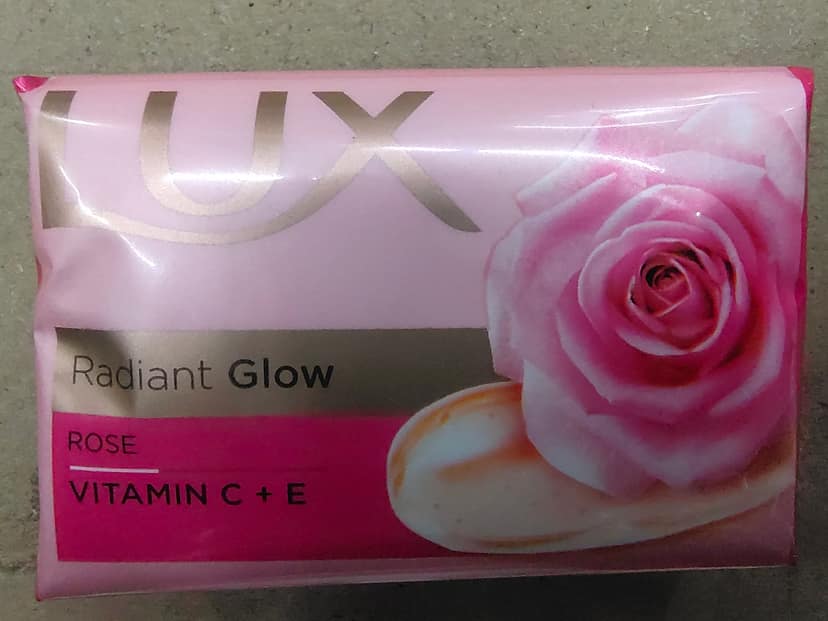 Lux bathing soap radiant glow rose