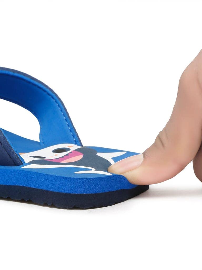 Premium Shark V-Shape Flip-flops With Foxing (Unisex) view 6