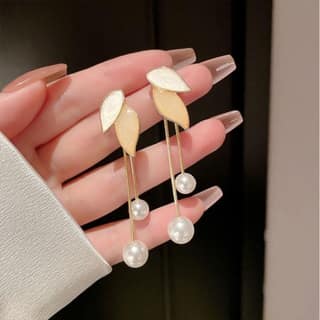Long Chain Pearl Earrings Set for Women & Girls | Gold Drop Ear Rings | Stylish Earings Jewellery for Women | Valentine Gift for Girlfriend, Wife & Couple Aesthetic