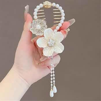 Elegant Pearl Flower Hair Claw Clip