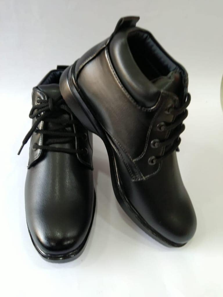 Lightweight PU sole shoes