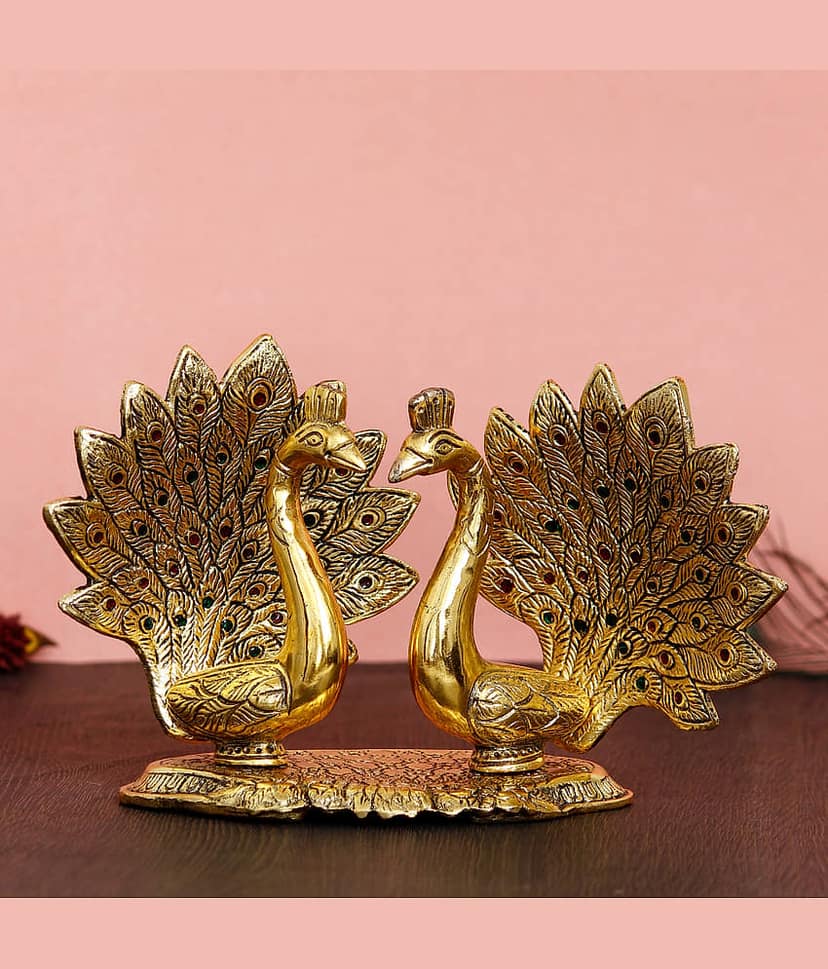 eCraftIndia Gold-Toned Loving Swan With Feather Couple Decorative Metal Figurine Showpiece