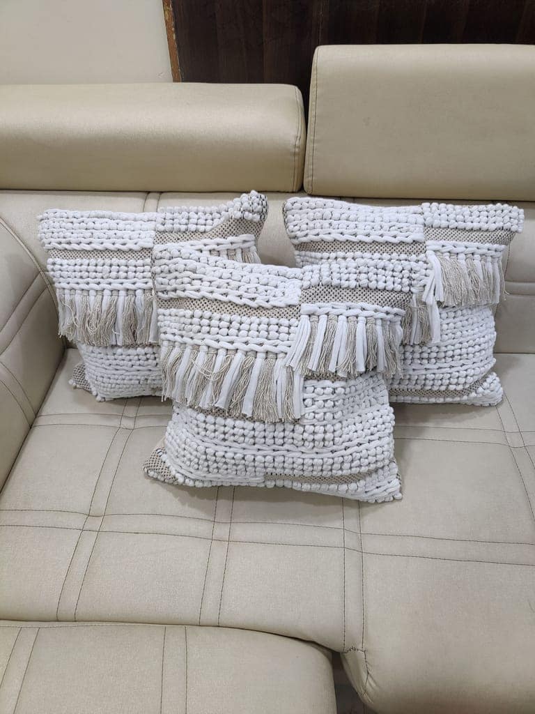 BulkySanta handtufted Cotton Cushion Covers for Sofa, 16 in x 16 in (2, Heavy Knotted (White Grey))