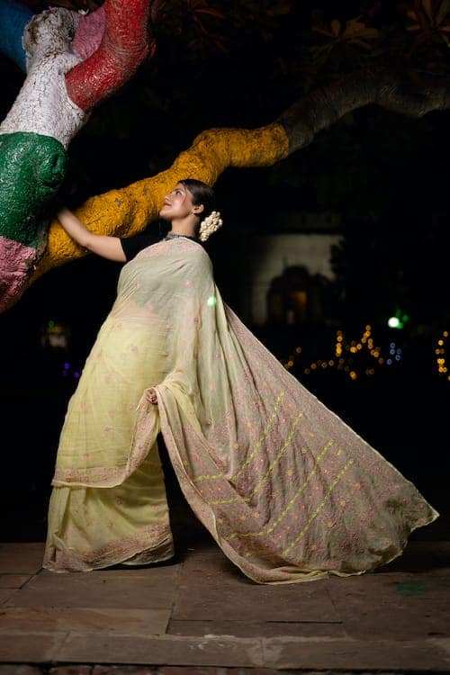 Shwet Yellow Chikankari Kota Cotton Saree view 4
