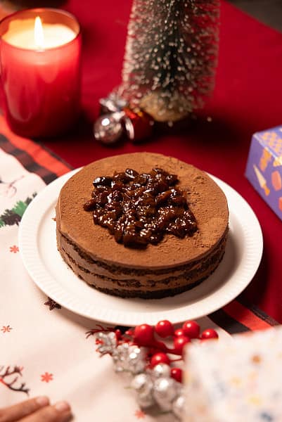 Rum & raisin cake