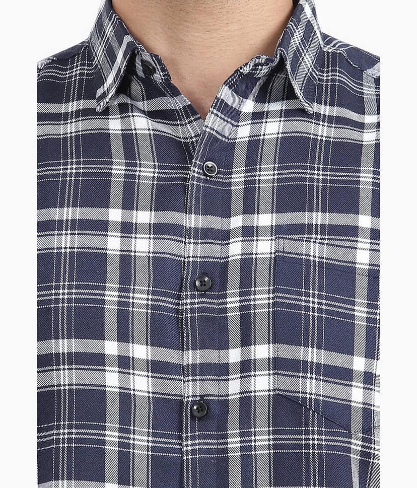 TrendiVastra Cotton Blend Slim Fit Checks Full Sleeves Men's Casual Shirt - White ( Pack of 1 ) view 2