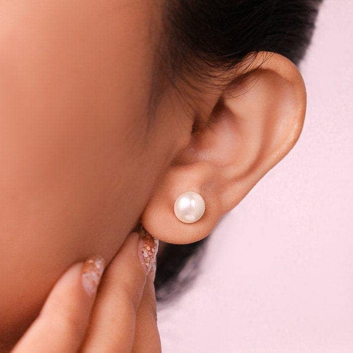 Silver Creame Pearl 8mm Earring view 2