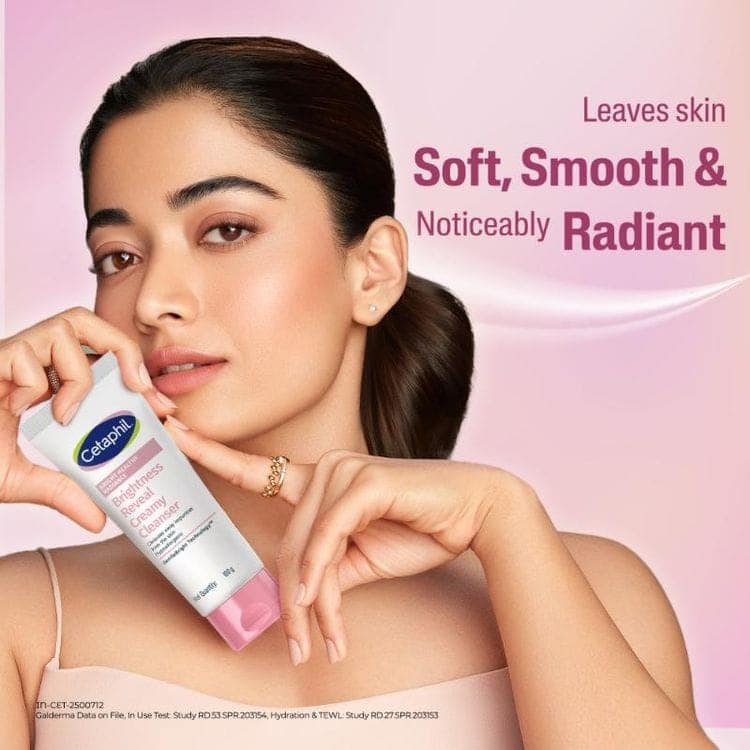 Cetaphil BHR Brightness Reveal Creamy Cleanser Cream To Foam Texture (100g) view 5