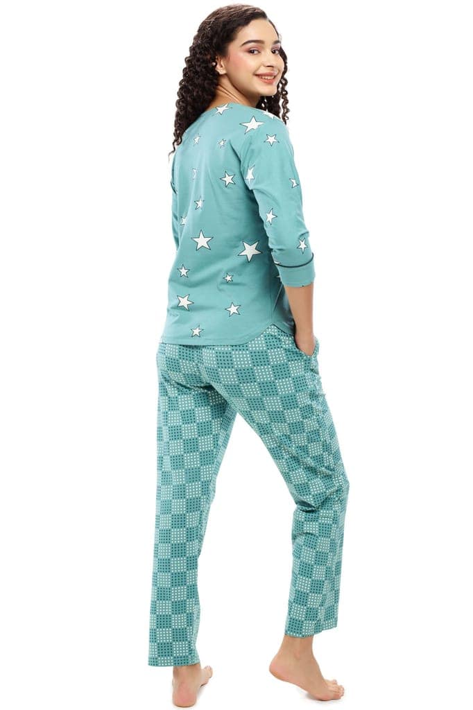 ZEYO Women's Cotton Green Star Printed Night suit set view 4