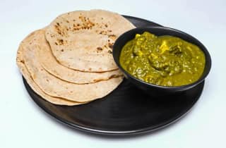 Palak paneer with 4 roti