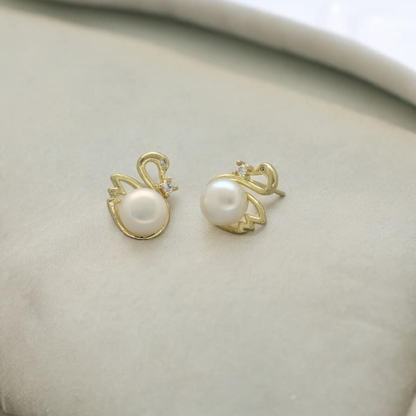 Sri Jagdamba Pearls Pearl Duck Earrings
