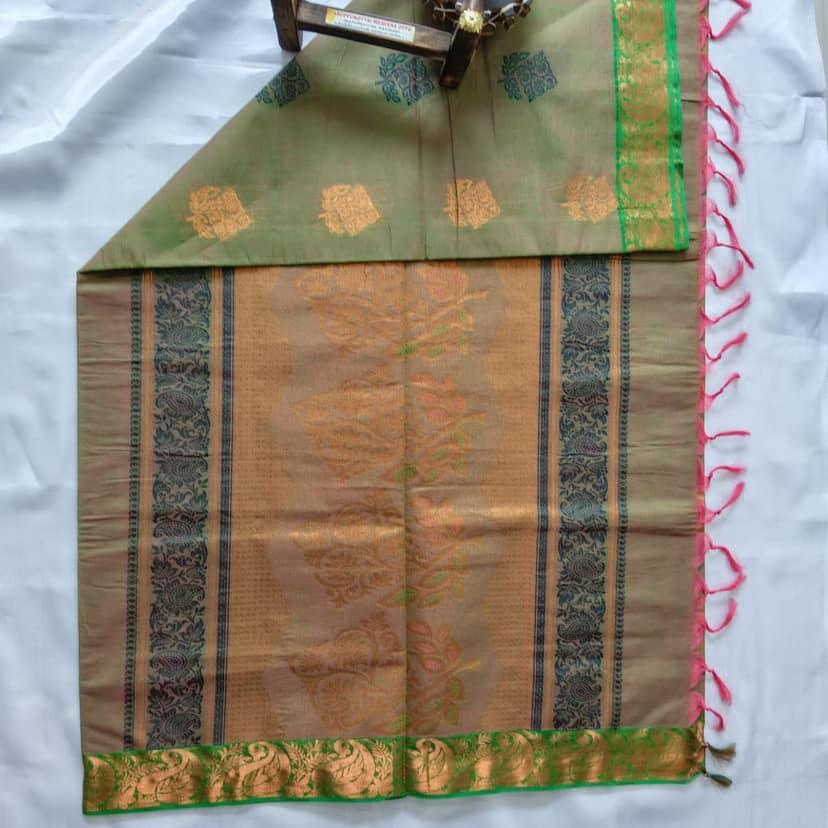 Pure Cotton Saree with Blouse view 3